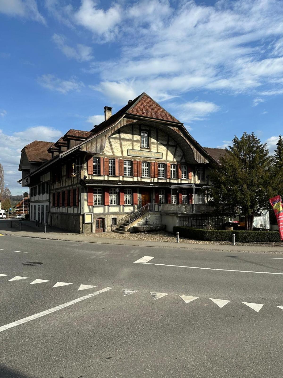 Hotel Krone Uetendorf 외부 사진